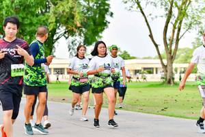 BIB: 1356
                            <button type="button" onclick="openModal(3718889)" class="btn btn-primary btn-sm float-right btn-popup" data-toggle="modal" data-target=".modal-high-quality">
                        <i class="fas fa-shopping-cart"></i> Add to Cart
                    </button>
                                            <button type="button" onclick="isThisMe(3718889, true)" class="btn btn-success btn-sm float-right btn-popup btn-isme hidden" data-toggle="tooltip" data-placement="bottom" title="นี่คือรูปของคุณใช่ไหม คลิกที่นี่เพื่อเอาเข้าอัลบั้ม">
                        <i class="fas fa-plus"></i> Add to album
                    </button>
                    <button type="button" onclick="isThisMe(3718889, false)" class="btn btn-warning btn-sm float-right btn-popup btn-isnotme hidden">
                        <i class="fas fa-ban"></i> Remove from album
                    </button>