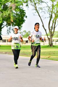 BIB: 20413
                            <button type="button" onclick="openModal(3722057)" class="btn btn-primary btn-sm float-right btn-popup" data-toggle="modal" data-target=".modal-high-quality">
                        <i class="fas fa-shopping-cart"></i> Add to Cart
                    </button>
                                            <button type="button" onclick="isThisMe(3722057, true)" class="btn btn-success btn-sm float-right btn-popup btn-isme hidden" data-toggle="tooltip" data-placement="bottom" title="นี่คือรูปของคุณใช่ไหม คลิกที่นี่เพื่อเอาเข้าอัลบั้ม">
                        <i class="fas fa-plus"></i> Add to album
                    </button>
                    <button type="button" onclick="isThisMe(3722057, false)" class="btn btn-warning btn-sm float-right btn-popup btn-isnotme hidden">
                        <i class="fas fa-ban"></i> Remove from album
                    </button>