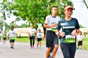 BIB: 136, 2042
                            <button type="button" onclick="openModal(3721462)" class="btn btn-primary btn-sm float-right btn-popup" data-toggle="modal" data-target=".modal-high-quality">
                        <i class="fas fa-shopping-cart"></i> Add to Cart
                    </button>
                                            <button type="button" onclick="isThisMe(3721462, true)" class="btn btn-success btn-sm float-right btn-popup btn-isme hidden" data-toggle="tooltip" data-placement="bottom" title="นี่คือรูปของคุณใช่ไหม คลิกที่นี่เพื่อเอาเข้าอัลบั้ม">
                        <i class="fas fa-plus"></i> Add to album
                    </button>
                    <button type="button" onclick="isThisMe(3721462, false)" class="btn btn-warning btn-sm float-right btn-popup btn-isnotme hidden">
                        <i class="fas fa-ban"></i> Remove from album
                    </button>