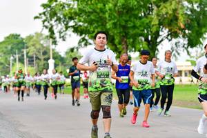 BIB: 
                            <button type="button" onclick="openModal(3718533)" class="btn btn-primary btn-sm float-right btn-popup" data-toggle="modal" data-target=".modal-high-quality">
                        <i class="fas fa-shopping-cart"></i> Add to Cart
                    </button>
                                            <button type="button" onclick="isThisMe(3718533, true)" class="btn btn-success btn-sm float-right btn-popup btn-isme hidden" data-toggle="tooltip" data-placement="bottom" title="นี่คือรูปของคุณใช่ไหม คลิกที่นี่เพื่อเอาเข้าอัลบั้ม">
                        <i class="fas fa-plus"></i> Add to album
                    </button>
                    <button type="button" onclick="isThisMe(3718533, false)" class="btn btn-warning btn-sm float-right btn-popup btn-isnotme hidden">
                        <i class="fas fa-ban"></i> Remove from album
                    </button>