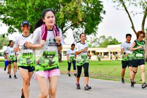 BIB: 2072
                            <button type="button" onclick="openModal(3718368)" class="btn btn-primary btn-sm float-right btn-popup" data-toggle="modal" data-target=".modal-high-quality">
                        <i class="fas fa-shopping-cart"></i> Add to Cart
                    </button>
                                            <button type="button" onclick="isThisMe(3718368, true)" class="btn btn-success btn-sm float-right btn-popup btn-isme hidden" data-toggle="tooltip" data-placement="bottom" title="นี่คือรูปของคุณใช่ไหม คลิกที่นี่เพื่อเอาเข้าอัลบั้ม">
                        <i class="fas fa-plus"></i> Add to album
                    </button>
                    <button type="button" onclick="isThisMe(3718368, false)" class="btn btn-warning btn-sm float-right btn-popup btn-isnotme hidden">
                        <i class="fas fa-ban"></i> Remove from album
                    </button>