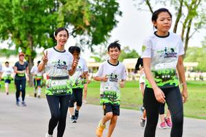 BIB: 
                            <button type="button" onclick="openModal(3719923)" class="btn btn-primary btn-sm float-right btn-popup" data-toggle="modal" data-target=".modal-high-quality">
                        <i class="fas fa-shopping-cart"></i> Add to Cart
                    </button>
                                            <button type="button" onclick="isThisMe(3719923, true)" class="btn btn-success btn-sm float-right btn-popup btn-isme hidden" data-toggle="tooltip" data-placement="bottom" title="นี่คือรูปของคุณใช่ไหม คลิกที่นี่เพื่อเอาเข้าอัลบั้ม">
                        <i class="fas fa-plus"></i> Add to album
                    </button>
                    <button type="button" onclick="isThisMe(3719923, false)" class="btn btn-warning btn-sm float-right btn-popup btn-isnotme hidden">
                        <i class="fas fa-ban"></i> Remove from album
                    </button>