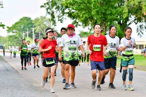 BIB: 1569, 1633
                            <button type="button" onclick="openModal(3719836)" class="btn btn-primary btn-sm float-right btn-popup" data-toggle="modal" data-target=".modal-high-quality">
                        <i class="fas fa-shopping-cart"></i> Add to Cart
                    </button>
                                            <button type="button" onclick="isThisMe(3719836, true)" class="btn btn-success btn-sm float-right btn-popup btn-isme hidden" data-toggle="tooltip" data-placement="bottom" title="นี่คือรูปของคุณใช่ไหม คลิกที่นี่เพื่อเอาเข้าอัลบั้ม">
                        <i class="fas fa-plus"></i> Add to album
                    </button>
                    <button type="button" onclick="isThisMe(3719836, false)" class="btn btn-warning btn-sm float-right btn-popup btn-isnotme hidden">
                        <i class="fas fa-ban"></i> Remove from album
                    </button>