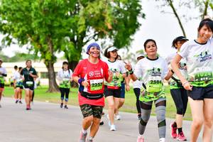 BIB: 2584, 225
                            <button type="button" onclick="openModal(3719972)" class="btn btn-primary btn-sm float-right btn-popup" data-toggle="modal" data-target=".modal-high-quality">
                        <i class="fas fa-shopping-cart"></i> Add to Cart
                    </button>
                                            <button type="button" onclick="isThisMe(3719972, true)" class="btn btn-success btn-sm float-right btn-popup btn-isme hidden" data-toggle="tooltip" data-placement="bottom" title="นี่คือรูปของคุณใช่ไหม คลิกที่นี่เพื่อเอาเข้าอัลบั้ม">
                        <i class="fas fa-plus"></i> Add to album
                    </button>
                    <button type="button" onclick="isThisMe(3719972, false)" class="btn btn-warning btn-sm float-right btn-popup btn-isnotme hidden">
                        <i class="fas fa-ban"></i> Remove from album
                    </button>