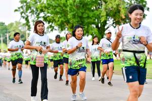 BIB: 1525
                            <button type="button" onclick="openModal(3720399)" class="btn btn-primary btn-sm float-right btn-popup" data-toggle="modal" data-target=".modal-high-quality">
                        <i class="fas fa-shopping-cart"></i> Add to Cart
                    </button>
                                            <button type="button" onclick="isThisMe(3720399, true)" class="btn btn-success btn-sm float-right btn-popup btn-isme hidden" data-toggle="tooltip" data-placement="bottom" title="นี่คือรูปของคุณใช่ไหม คลิกที่นี่เพื่อเอาเข้าอัลบั้ม">
                        <i class="fas fa-plus"></i> Add to album
                    </button>
                    <button type="button" onclick="isThisMe(3720399, false)" class="btn btn-warning btn-sm float-right btn-popup btn-isnotme hidden">
                        <i class="fas fa-ban"></i> Remove from album
                    </button>