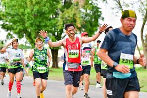 BIB: 2259, 1303
                            <button type="button" onclick="openModal(3718605)" class="btn btn-primary btn-sm float-right btn-popup" data-toggle="modal" data-target=".modal-high-quality">
                        <i class="fas fa-shopping-cart"></i> Add to Cart
                    </button>
                                            <button type="button" onclick="isThisMe(3718605, true)" class="btn btn-success btn-sm float-right btn-popup btn-isme hidden" data-toggle="tooltip" data-placement="bottom" title="นี่คือรูปของคุณใช่ไหม คลิกที่นี่เพื่อเอาเข้าอัลบั้ม">
                        <i class="fas fa-plus"></i> Add to album
                    </button>
                    <button type="button" onclick="isThisMe(3718605, false)" class="btn btn-warning btn-sm float-right btn-popup btn-isnotme hidden">
                        <i class="fas fa-ban"></i> Remove from album
                    </button>