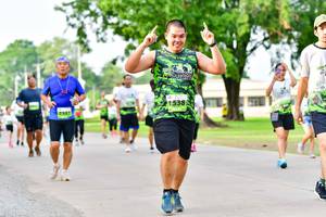 BIB: 1538, 2597
                            <button type="button" onclick="openModal(3721514)" class="btn btn-primary btn-sm float-right btn-popup" data-toggle="modal" data-target=".modal-high-quality">
                        <i class="fas fa-shopping-cart"></i> Add to Cart
                    </button>
                                            <button type="button" onclick="isThisMe(3721514, true)" class="btn btn-success btn-sm float-right btn-popup btn-isme hidden" data-toggle="tooltip" data-placement="bottom" title="นี่คือรูปของคุณใช่ไหม คลิกที่นี่เพื่อเอาเข้าอัลบั้ม">
                        <i class="fas fa-plus"></i> Add to album
                    </button>
                    <button type="button" onclick="isThisMe(3721514, false)" class="btn btn-warning btn-sm float-right btn-popup btn-isnotme hidden">
                        <i class="fas fa-ban"></i> Remove from album
                    </button>