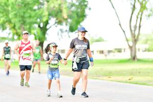 BIB: 
                            <button type="button" onclick="openModal(3721882)" class="btn btn-primary btn-sm float-right btn-popup" data-toggle="modal" data-target=".modal-high-quality">
                        <i class="fas fa-shopping-cart"></i> Add to Cart
                    </button>
                                            <button type="button" onclick="isThisMe(3721882, true)" class="btn btn-success btn-sm float-right btn-popup btn-isme hidden" data-toggle="tooltip" data-placement="bottom" title="นี่คือรูปของคุณใช่ไหม คลิกที่นี่เพื่อเอาเข้าอัลบั้ม">
                        <i class="fas fa-plus"></i> Add to album
                    </button>
                    <button type="button" onclick="isThisMe(3721882, false)" class="btn btn-warning btn-sm float-right btn-popup btn-isnotme hidden">
                        <i class="fas fa-ban"></i> Remove from album
                    </button>