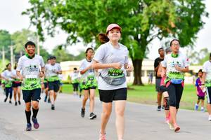 BIB: 
                            <button type="button" onclick="openModal(3719571)" class="btn btn-primary btn-sm float-right btn-popup" data-toggle="modal" data-target=".modal-high-quality">
                        <i class="fas fa-shopping-cart"></i> Add to Cart
                    </button>
                                            <button type="button" onclick="isThisMe(3719571, true)" class="btn btn-success btn-sm float-right btn-popup btn-isme hidden" data-toggle="tooltip" data-placement="bottom" title="นี่คือรูปของคุณใช่ไหม คลิกที่นี่เพื่อเอาเข้าอัลบั้ม">
                        <i class="fas fa-plus"></i> Add to album
                    </button>
                    <button type="button" onclick="isThisMe(3719571, false)" class="btn btn-warning btn-sm float-right btn-popup btn-isnotme hidden">
                        <i class="fas fa-ban"></i> Remove from album
                    </button>