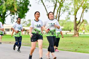 BIB: 
                            <button type="button" onclick="openModal(3719741)" class="btn btn-primary btn-sm float-right btn-popup" data-toggle="modal" data-target=".modal-high-quality">
                        <i class="fas fa-shopping-cart"></i> Add to Cart
                    </button>
                                            <button type="button" onclick="isThisMe(3719741, true)" class="btn btn-success btn-sm float-right btn-popup btn-isme hidden" data-toggle="tooltip" data-placement="bottom" title="นี่คือรูปของคุณใช่ไหม คลิกที่นี่เพื่อเอาเข้าอัลบั้ม">
                        <i class="fas fa-plus"></i> Add to album
                    </button>
                    <button type="button" onclick="isThisMe(3719741, false)" class="btn btn-warning btn-sm float-right btn-popup btn-isnotme hidden">
                        <i class="fas fa-ban"></i> Remove from album
                    </button>