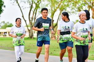 BIB: 
                            <button type="button" onclick="openModal(3718951)" class="btn btn-primary btn-sm float-right btn-popup" data-toggle="modal" data-target=".modal-high-quality">
                        <i class="fas fa-shopping-cart"></i> Add to Cart
                    </button>
                                            <button type="button" onclick="isThisMe(3718951, true)" class="btn btn-success btn-sm float-right btn-popup btn-isme hidden" data-toggle="tooltip" data-placement="bottom" title="นี่คือรูปของคุณใช่ไหม คลิกที่นี่เพื่อเอาเข้าอัลบั้ม">
                        <i class="fas fa-plus"></i> Add to album
                    </button>
                    <button type="button" onclick="isThisMe(3718951, false)" class="btn btn-warning btn-sm float-right btn-popup btn-isnotme hidden">
                        <i class="fas fa-ban"></i> Remove from album
                    </button>