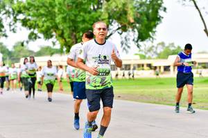 BIB: 
                            <button type="button" onclick="openModal(3721348)" class="btn btn-primary btn-sm float-right btn-popup" data-toggle="modal" data-target=".modal-high-quality">
                        <i class="fas fa-shopping-cart"></i> Add to Cart
                    </button>
                                            <button type="button" onclick="isThisMe(3721348, true)" class="btn btn-success btn-sm float-right btn-popup btn-isme hidden" data-toggle="tooltip" data-placement="bottom" title="นี่คือรูปของคุณใช่ไหม คลิกที่นี่เพื่อเอาเข้าอัลบั้ม">
                        <i class="fas fa-plus"></i> Add to album
                    </button>
                    <button type="button" onclick="isThisMe(3721348, false)" class="btn btn-warning btn-sm float-right btn-popup btn-isnotme hidden">
                        <i class="fas fa-ban"></i> Remove from album
                    </button>