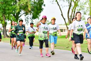 BIB: 
                            <button type="button" onclick="openModal(3720848)" class="btn btn-primary btn-sm float-right btn-popup" data-toggle="modal" data-target=".modal-high-quality">
                        <i class="fas fa-shopping-cart"></i> Add to Cart
                    </button>
                                            <button type="button" onclick="isThisMe(3720848, true)" class="btn btn-success btn-sm float-right btn-popup btn-isme hidden" data-toggle="tooltip" data-placement="bottom" title="นี่คือรูปของคุณใช่ไหม คลิกที่นี่เพื่อเอาเข้าอัลบั้ม">
                        <i class="fas fa-plus"></i> Add to album
                    </button>
                    <button type="button" onclick="isThisMe(3720848, false)" class="btn btn-warning btn-sm float-right btn-popup btn-isnotme hidden">
                        <i class="fas fa-ban"></i> Remove from album
                    </button>