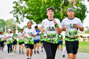 BIB: 
                            <button type="button" onclick="openModal(3718949)" class="btn btn-primary btn-sm float-right btn-popup" data-toggle="modal" data-target=".modal-high-quality">
                        <i class="fas fa-shopping-cart"></i> Add to Cart
                    </button>
                                            <button type="button" onclick="isThisMe(3718949, true)" class="btn btn-success btn-sm float-right btn-popup btn-isme hidden" data-toggle="tooltip" data-placement="bottom" title="นี่คือรูปของคุณใช่ไหม คลิกที่นี่เพื่อเอาเข้าอัลบั้ม">
                        <i class="fas fa-plus"></i> Add to album
                    </button>
                    <button type="button" onclick="isThisMe(3718949, false)" class="btn btn-warning btn-sm float-right btn-popup btn-isnotme hidden">
                        <i class="fas fa-ban"></i> Remove from album
                    </button>