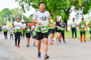 BIB: 1659
                            <button type="button" onclick="openModal(3720642)" class="btn btn-primary btn-sm float-right btn-popup" data-toggle="modal" data-target=".modal-high-quality">
                        <i class="fas fa-shopping-cart"></i> Add to Cart
                    </button>
                                            <button type="button" onclick="isThisMe(3720642, true)" class="btn btn-success btn-sm float-right btn-popup btn-isme hidden" data-toggle="tooltip" data-placement="bottom" title="นี่คือรูปของคุณใช่ไหม คลิกที่นี่เพื่อเอาเข้าอัลบั้ม">
                        <i class="fas fa-plus"></i> Add to album
                    </button>
                    <button type="button" onclick="isThisMe(3720642, false)" class="btn btn-warning btn-sm float-right btn-popup btn-isnotme hidden">
                        <i class="fas fa-ban"></i> Remove from album
                    </button>