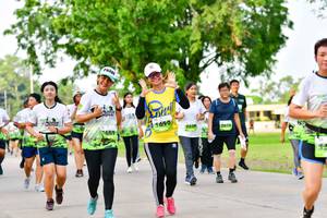 BIB: 2678
                            <button type="button" onclick="openModal(3720388)" class="btn btn-primary btn-sm float-right btn-popup" data-toggle="modal" data-target=".modal-high-quality">
                        <i class="fas fa-shopping-cart"></i> Add to Cart
                    </button>
                                            <button type="button" onclick="isThisMe(3720388, true)" class="btn btn-success btn-sm float-right btn-popup btn-isme hidden" data-toggle="tooltip" data-placement="bottom" title="นี่คือรูปของคุณใช่ไหม คลิกที่นี่เพื่อเอาเข้าอัลบั้ม">
                        <i class="fas fa-plus"></i> Add to album
                    </button>
                    <button type="button" onclick="isThisMe(3720388, false)" class="btn btn-warning btn-sm float-right btn-popup btn-isnotme hidden">
                        <i class="fas fa-ban"></i> Remove from album
                    </button>