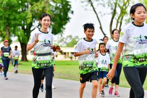 BIB: 
                            <button type="button" onclick="openModal(3719916)" class="btn btn-primary btn-sm float-right btn-popup" data-toggle="modal" data-target=".modal-high-quality">
                        <i class="fas fa-shopping-cart"></i> Add to Cart
                    </button>
                                            <button type="button" onclick="isThisMe(3719916, true)" class="btn btn-success btn-sm float-right btn-popup btn-isme hidden" data-toggle="tooltip" data-placement="bottom" title="นี่คือรูปของคุณใช่ไหม คลิกที่นี่เพื่อเอาเข้าอัลบั้ม">
                        <i class="fas fa-plus"></i> Add to album
                    </button>
                    <button type="button" onclick="isThisMe(3719916, false)" class="btn btn-warning btn-sm float-right btn-popup btn-isnotme hidden">
                        <i class="fas fa-ban"></i> Remove from album
                    </button>