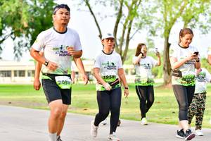 BIB: 
                            <button type="button" onclick="openModal(3721857)" class="btn btn-primary btn-sm float-right btn-popup" data-toggle="modal" data-target=".modal-high-quality">
                        <i class="fas fa-shopping-cart"></i> Add to Cart
                    </button>
                                            <button type="button" onclick="isThisMe(3721857, true)" class="btn btn-success btn-sm float-right btn-popup btn-isme hidden" data-toggle="tooltip" data-placement="bottom" title="นี่คือรูปของคุณใช่ไหม คลิกที่นี่เพื่อเอาเข้าอัลบั้ม">
                        <i class="fas fa-plus"></i> Add to album
                    </button>
                    <button type="button" onclick="isThisMe(3721857, false)" class="btn btn-warning btn-sm float-right btn-popup btn-isnotme hidden">
                        <i class="fas fa-ban"></i> Remove from album
                    </button>