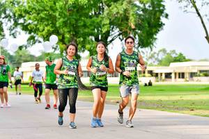 BIB: 
                            <button type="button" onclick="openModal(3722303)" class="btn btn-primary btn-sm float-right btn-popup" data-toggle="modal" data-target=".modal-high-quality">
                        <i class="fas fa-shopping-cart"></i> Add to Cart
                    </button>
                                            <button type="button" onclick="isThisMe(3722303, true)" class="btn btn-success btn-sm float-right btn-popup btn-isme hidden" data-toggle="tooltip" data-placement="bottom" title="นี่คือรูปของคุณใช่ไหม คลิกที่นี่เพื่อเอาเข้าอัลบั้ม">
                        <i class="fas fa-plus"></i> Add to album
                    </button>
                    <button type="button" onclick="isThisMe(3722303, false)" class="btn btn-warning btn-sm float-right btn-popup btn-isnotme hidden">
                        <i class="fas fa-ban"></i> Remove from album
                    </button>