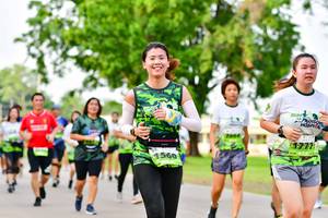 BIB: 1971, 1560
                            <button type="button" onclick="openModal(3720317)" class="btn btn-primary btn-sm float-right btn-popup" data-toggle="modal" data-target=".modal-high-quality">
                        <i class="fas fa-shopping-cart"></i> Add to Cart
                    </button>
                                            <button type="button" onclick="isThisMe(3720317, true)" class="btn btn-success btn-sm float-right btn-popup btn-isme hidden" data-toggle="tooltip" data-placement="bottom" title="นี่คือรูปของคุณใช่ไหม คลิกที่นี่เพื่อเอาเข้าอัลบั้ม">
                        <i class="fas fa-plus"></i> Add to album
                    </button>
                    <button type="button" onclick="isThisMe(3720317, false)" class="btn btn-warning btn-sm float-right btn-popup btn-isnotme hidden">
                        <i class="fas fa-ban"></i> Remove from album
                    </button>