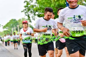 BIB: 
                            <button type="button" onclick="openModal(3720369)" class="btn btn-primary btn-sm float-right btn-popup" data-toggle="modal" data-target=".modal-high-quality">
                        <i class="fas fa-shopping-cart"></i> Add to Cart
                    </button>
                                            <button type="button" onclick="isThisMe(3720369, true)" class="btn btn-success btn-sm float-right btn-popup btn-isme hidden" data-toggle="tooltip" data-placement="bottom" title="นี่คือรูปของคุณใช่ไหม คลิกที่นี่เพื่อเอาเข้าอัลบั้ม">
                        <i class="fas fa-plus"></i> Add to album
                    </button>
                    <button type="button" onclick="isThisMe(3720369, false)" class="btn btn-warning btn-sm float-right btn-popup btn-isnotme hidden">
                        <i class="fas fa-ban"></i> Remove from album
                    </button>