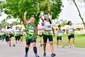 BIB: 1565, 
                            <button type="button" onclick="openModal(3719720)" class="btn btn-primary btn-sm float-right btn-popup" data-toggle="modal" data-target=".modal-high-quality">
                        <i class="fas fa-shopping-cart"></i> Add to Cart
                    </button>
                                            <button type="button" onclick="isThisMe(3719720, true)" class="btn btn-success btn-sm float-right btn-popup btn-isme hidden" data-toggle="tooltip" data-placement="bottom" title="นี่คือรูปของคุณใช่ไหม คลิกที่นี่เพื่อเอาเข้าอัลบั้ม">
                        <i class="fas fa-plus"></i> Add to album
                    </button>
                    <button type="button" onclick="isThisMe(3719720, false)" class="btn btn-warning btn-sm float-right btn-popup btn-isnotme hidden">
                        <i class="fas fa-ban"></i> Remove from album
                    </button>