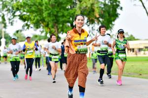 BIB: 
                            <button type="button" onclick="openModal(3720381)" class="btn btn-primary btn-sm float-right btn-popup" data-toggle="modal" data-target=".modal-high-quality">
                        <i class="fas fa-shopping-cart"></i> Add to Cart
                    </button>
                                            <button type="button" onclick="isThisMe(3720381, true)" class="btn btn-success btn-sm float-right btn-popup btn-isme hidden" data-toggle="tooltip" data-placement="bottom" title="นี่คือรูปของคุณใช่ไหม คลิกที่นี่เพื่อเอาเข้าอัลบั้ม">
                        <i class="fas fa-plus"></i> Add to album
                    </button>
                    <button type="button" onclick="isThisMe(3720381, false)" class="btn btn-warning btn-sm float-right btn-popup btn-isnotme hidden">
                        <i class="fas fa-ban"></i> Remove from album
                    </button>