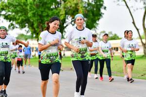 BIB: 
                            <button type="button" onclick="openModal(3718793)" class="btn btn-primary btn-sm float-right btn-popup" data-toggle="modal" data-target=".modal-high-quality">
                        <i class="fas fa-shopping-cart"></i> Add to Cart
                    </button>
                                            <button type="button" onclick="isThisMe(3718793, true)" class="btn btn-success btn-sm float-right btn-popup btn-isme hidden" data-toggle="tooltip" data-placement="bottom" title="นี่คือรูปของคุณใช่ไหม คลิกที่นี่เพื่อเอาเข้าอัลบั้ม">
                        <i class="fas fa-plus"></i> Add to album
                    </button>
                    <button type="button" onclick="isThisMe(3718793, false)" class="btn btn-warning btn-sm float-right btn-popup btn-isnotme hidden">
                        <i class="fas fa-ban"></i> Remove from album
                    </button>