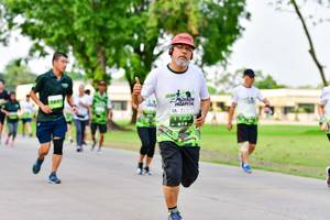 BIB: 
                            <button type="button" onclick="openModal(3718304)" class="btn btn-primary btn-sm float-right btn-popup" data-toggle="modal" data-target=".modal-high-quality">
                        <i class="fas fa-shopping-cart"></i> Add to Cart
                    </button>
                                            <button type="button" onclick="isThisMe(3718304, true)" class="btn btn-success btn-sm float-right btn-popup btn-isme hidden" data-toggle="tooltip" data-placement="bottom" title="นี่คือรูปของคุณใช่ไหม คลิกที่นี่เพื่อเอาเข้าอัลบั้ม">
                        <i class="fas fa-plus"></i> Add to album
                    </button>
                    <button type="button" onclick="isThisMe(3718304, false)" class="btn btn-warning btn-sm float-right btn-popup btn-isnotme hidden">
                        <i class="fas fa-ban"></i> Remove from album
                    </button>