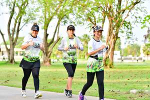 BIB: 
                            <button type="button" onclick="openModal(3720887)" class="btn btn-primary btn-sm float-right btn-popup" data-toggle="modal" data-target=".modal-high-quality">
                        <i class="fas fa-shopping-cart"></i> Add to Cart
                    </button>
                                            <button type="button" onclick="isThisMe(3720887, true)" class="btn btn-success btn-sm float-right btn-popup btn-isme hidden" data-toggle="tooltip" data-placement="bottom" title="นี่คือรูปของคุณใช่ไหม คลิกที่นี่เพื่อเอาเข้าอัลบั้ม">
                        <i class="fas fa-plus"></i> Add to album
                    </button>
                    <button type="button" onclick="isThisMe(3720887, false)" class="btn btn-warning btn-sm float-right btn-popup btn-isnotme hidden">
                        <i class="fas fa-ban"></i> Remove from album
                    </button>