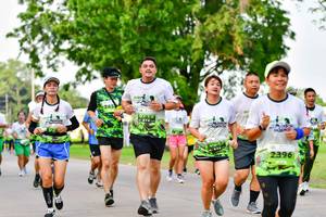 BIB: 2396
                            <button type="button" onclick="openModal(3718446)" class="btn btn-primary btn-sm float-right btn-popup" data-toggle="modal" data-target=".modal-high-quality">
                        <i class="fas fa-shopping-cart"></i> Add to Cart
                    </button>
                                            <button type="button" onclick="isThisMe(3718446, true)" class="btn btn-success btn-sm float-right btn-popup btn-isme hidden" data-toggle="tooltip" data-placement="bottom" title="นี่คือรูปของคุณใช่ไหม คลิกที่นี่เพื่อเอาเข้าอัลบั้ม">
                        <i class="fas fa-plus"></i> Add to album
                    </button>
                    <button type="button" onclick="isThisMe(3718446, false)" class="btn btn-warning btn-sm float-right btn-popup btn-isnotme hidden">
                        <i class="fas fa-ban"></i> Remove from album
                    </button>