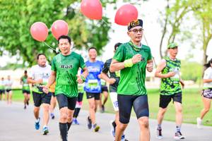 BIB: 
                            <button type="button" onclick="openModal(3718017)" class="btn btn-primary btn-sm float-right btn-popup" data-toggle="modal" data-target=".modal-high-quality">
                        <i class="fas fa-shopping-cart"></i> Add to Cart
                    </button>
                                            <button type="button" onclick="isThisMe(3718017, true)" class="btn btn-success btn-sm float-right btn-popup btn-isme hidden" data-toggle="tooltip" data-placement="bottom" title="นี่คือรูปของคุณใช่ไหม คลิกที่นี่เพื่อเอาเข้าอัลบั้ม">
                        <i class="fas fa-plus"></i> Add to album
                    </button>
                    <button type="button" onclick="isThisMe(3718017, false)" class="btn btn-warning btn-sm float-right btn-popup btn-isnotme hidden">
                        <i class="fas fa-ban"></i> Remove from album
                    </button>