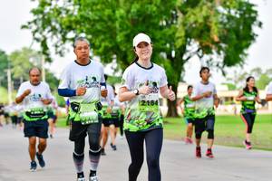 BIB: 
                            <button type="button" onclick="openModal(3718689)" class="btn btn-primary btn-sm float-right btn-popup" data-toggle="modal" data-target=".modal-high-quality">
                        <i class="fas fa-shopping-cart"></i> Add to Cart
                    </button>
                                            <button type="button" onclick="isThisMe(3718689, true)" class="btn btn-success btn-sm float-right btn-popup btn-isme hidden" data-toggle="tooltip" data-placement="bottom" title="นี่คือรูปของคุณใช่ไหม คลิกที่นี่เพื่อเอาเข้าอัลบั้ม">
                        <i class="fas fa-plus"></i> Add to album
                    </button>
                    <button type="button" onclick="isThisMe(3718689, false)" class="btn btn-warning btn-sm float-right btn-popup btn-isnotme hidden">
                        <i class="fas fa-ban"></i> Remove from album
                    </button>