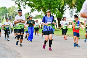 BIB: 1679
                            <button type="button" onclick="openModal(3719657)" class="btn btn-primary btn-sm float-right btn-popup" data-toggle="modal" data-target=".modal-high-quality">
                        <i class="fas fa-shopping-cart"></i> Add to Cart
                    </button>
                                            <button type="button" onclick="isThisMe(3719657, true)" class="btn btn-success btn-sm float-right btn-popup btn-isme hidden" data-toggle="tooltip" data-placement="bottom" title="นี่คือรูปของคุณใช่ไหม คลิกที่นี่เพื่อเอาเข้าอัลบั้ม">
                        <i class="fas fa-plus"></i> Add to album
                    </button>
                    <button type="button" onclick="isThisMe(3719657, false)" class="btn btn-warning btn-sm float-right btn-popup btn-isnotme hidden">
                        <i class="fas fa-ban"></i> Remove from album
                    </button>