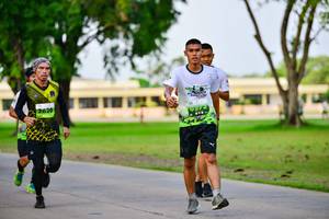 BIB: 
                            <button type="button" onclick="openModal(3717718)" class="btn btn-primary btn-sm float-right btn-popup" data-toggle="modal" data-target=".modal-high-quality">
                        <i class="fas fa-shopping-cart"></i> Add to Cart
                    </button>
                                            <button type="button" onclick="isThisMe(3717718, true)" class="btn btn-success btn-sm float-right btn-popup btn-isme hidden" data-toggle="tooltip" data-placement="bottom" title="นี่คือรูปของคุณใช่ไหม คลิกที่นี่เพื่อเอาเข้าอัลบั้ม">
                        <i class="fas fa-plus"></i> Add to album
                    </button>
                    <button type="button" onclick="isThisMe(3717718, false)" class="btn btn-warning btn-sm float-right btn-popup btn-isnotme hidden">
                        <i class="fas fa-ban"></i> Remove from album
                    </button>