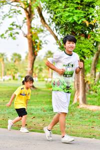 BIB: 
                            <button type="button" onclick="openModal(3720596)" class="btn btn-primary btn-sm float-right btn-popup" data-toggle="modal" data-target=".modal-high-quality">
                        <i class="fas fa-shopping-cart"></i> Add to Cart
                    </button>
                                            <button type="button" onclick="isThisMe(3720596, true)" class="btn btn-success btn-sm float-right btn-popup btn-isme hidden" data-toggle="tooltip" data-placement="bottom" title="นี่คือรูปของคุณใช่ไหม คลิกที่นี่เพื่อเอาเข้าอัลบั้ม">
                        <i class="fas fa-plus"></i> Add to album
                    </button>
                    <button type="button" onclick="isThisMe(3720596, false)" class="btn btn-warning btn-sm float-right btn-popup btn-isnotme hidden">
                        <i class="fas fa-ban"></i> Remove from album
                    </button>