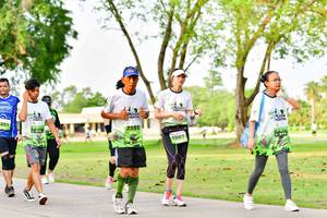 BIB: 1907
                            <button type="button" onclick="openModal(3720792)" class="btn btn-primary btn-sm float-right btn-popup" data-toggle="modal" data-target=".modal-high-quality">
                        <i class="fas fa-shopping-cart"></i> Add to Cart
                    </button>
                                            <button type="button" onclick="isThisMe(3720792, true)" class="btn btn-success btn-sm float-right btn-popup btn-isme hidden" data-toggle="tooltip" data-placement="bottom" title="นี่คือรูปของคุณใช่ไหม คลิกที่นี่เพื่อเอาเข้าอัลบั้ม">
                        <i class="fas fa-plus"></i> Add to album
                    </button>
                    <button type="button" onclick="isThisMe(3720792, false)" class="btn btn-warning btn-sm float-right btn-popup btn-isnotme hidden">
                        <i class="fas fa-ban"></i> Remove from album
                    </button>