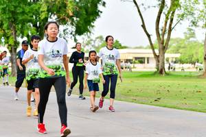 BIB: 
                            <button type="button" onclick="openModal(3719909)" class="btn btn-primary btn-sm float-right btn-popup" data-toggle="modal" data-target=".modal-high-quality">
                        <i class="fas fa-shopping-cart"></i> Add to Cart
                    </button>
                                            <button type="button" onclick="isThisMe(3719909, true)" class="btn btn-success btn-sm float-right btn-popup btn-isme hidden" data-toggle="tooltip" data-placement="bottom" title="นี่คือรูปของคุณใช่ไหม คลิกที่นี่เพื่อเอาเข้าอัลบั้ม">
                        <i class="fas fa-plus"></i> Add to album
                    </button>
                    <button type="button" onclick="isThisMe(3719909, false)" class="btn btn-warning btn-sm float-right btn-popup btn-isnotme hidden">
                        <i class="fas fa-ban"></i> Remove from album
                    </button>