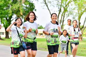 BIB: 
                            <button type="button" onclick="openModal(3721107)" class="btn btn-primary btn-sm float-right btn-popup" data-toggle="modal" data-target=".modal-high-quality">
                        <i class="fas fa-shopping-cart"></i> Add to Cart
                    </button>
                                            <button type="button" onclick="isThisMe(3721107, true)" class="btn btn-success btn-sm float-right btn-popup btn-isme hidden" data-toggle="tooltip" data-placement="bottom" title="นี่คือรูปของคุณใช่ไหม คลิกที่นี่เพื่อเอาเข้าอัลบั้ม">
                        <i class="fas fa-plus"></i> Add to album
                    </button>
                    <button type="button" onclick="isThisMe(3721107, false)" class="btn btn-warning btn-sm float-right btn-popup btn-isnotme hidden">
                        <i class="fas fa-ban"></i> Remove from album
                    </button>