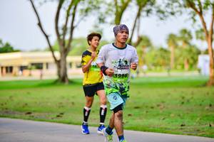 BIB: 986
                            <button type="button" onclick="openModal(3717707)" class="btn btn-primary btn-sm float-right btn-popup" data-toggle="modal" data-target=".modal-high-quality">
                        <i class="fas fa-shopping-cart"></i> Add to Cart
                    </button>
                                            <button type="button" onclick="isThisMe(3717707, true)" class="btn btn-success btn-sm float-right btn-popup btn-isme hidden" data-toggle="tooltip" data-placement="bottom" title="นี่คือรูปของคุณใช่ไหม คลิกที่นี่เพื่อเอาเข้าอัลบั้ม">
                        <i class="fas fa-plus"></i> Add to album
                    </button>
                    <button type="button" onclick="isThisMe(3717707, false)" class="btn btn-warning btn-sm float-right btn-popup btn-isnotme hidden">
                        <i class="fas fa-ban"></i> Remove from album
                    </button>