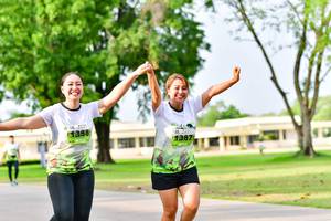 BIB: 1387
                            <button type="button" onclick="openModal(3722220)" class="btn btn-primary btn-sm float-right btn-popup" data-toggle="modal" data-target=".modal-high-quality">
                        <i class="fas fa-shopping-cart"></i> Add to Cart
                    </button>
                                            <button type="button" onclick="isThisMe(3722220, true)" class="btn btn-success btn-sm float-right btn-popup btn-isme hidden" data-toggle="tooltip" data-placement="bottom" title="นี่คือรูปของคุณใช่ไหม คลิกที่นี่เพื่อเอาเข้าอัลบั้ม">
                        <i class="fas fa-plus"></i> Add to album
                    </button>
                    <button type="button" onclick="isThisMe(3722220, false)" class="btn btn-warning btn-sm float-right btn-popup btn-isnotme hidden">
                        <i class="fas fa-ban"></i> Remove from album
                    </button>