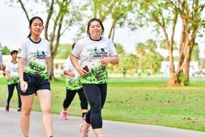 BIB: 
                            <button type="button" onclick="openModal(3719762)" class="btn btn-primary btn-sm float-right btn-popup" data-toggle="modal" data-target=".modal-high-quality">
                        <i class="fas fa-shopping-cart"></i> Add to Cart
                    </button>
                                            <button type="button" onclick="isThisMe(3719762, true)" class="btn btn-success btn-sm float-right btn-popup btn-isme hidden" data-toggle="tooltip" data-placement="bottom" title="นี่คือรูปของคุณใช่ไหม คลิกที่นี่เพื่อเอาเข้าอัลบั้ม">
                        <i class="fas fa-plus"></i> Add to album
                    </button>
                    <button type="button" onclick="isThisMe(3719762, false)" class="btn btn-warning btn-sm float-right btn-popup btn-isnotme hidden">
                        <i class="fas fa-ban"></i> Remove from album
                    </button>