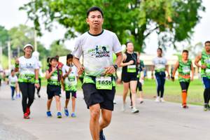 BIB: 1659
                            <button type="button" onclick="openModal(3720645)" class="btn btn-primary btn-sm float-right btn-popup" data-toggle="modal" data-target=".modal-high-quality">
                        <i class="fas fa-shopping-cart"></i> Add to Cart
                    </button>
                                            <button type="button" onclick="isThisMe(3720645, true)" class="btn btn-success btn-sm float-right btn-popup btn-isme hidden" data-toggle="tooltip" data-placement="bottom" title="นี่คือรูปของคุณใช่ไหม คลิกที่นี่เพื่อเอาเข้าอัลบั้ม">
                        <i class="fas fa-plus"></i> Add to album
                    </button>
                    <button type="button" onclick="isThisMe(3720645, false)" class="btn btn-warning btn-sm float-right btn-popup btn-isnotme hidden">
                        <i class="fas fa-ban"></i> Remove from album
                    </button>