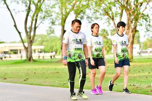 BIB: 2302
                            <button type="button" onclick="openModal(3720870)" class="btn btn-primary btn-sm float-right btn-popup" data-toggle="modal" data-target=".modal-high-quality">
                        <i class="fas fa-shopping-cart"></i> Add to Cart
                    </button>
                                            <button type="button" onclick="isThisMe(3720870, true)" class="btn btn-success btn-sm float-right btn-popup btn-isme hidden" data-toggle="tooltip" data-placement="bottom" title="นี่คือรูปของคุณใช่ไหม คลิกที่นี่เพื่อเอาเข้าอัลบั้ม">
                        <i class="fas fa-plus"></i> Add to album
                    </button>
                    <button type="button" onclick="isThisMe(3720870, false)" class="btn btn-warning btn-sm float-right btn-popup btn-isnotme hidden">
                        <i class="fas fa-ban"></i> Remove from album
                    </button>