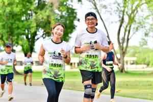 BIB: 1517
                            <button type="button" onclick="openModal(3721795)" class="btn btn-primary btn-sm float-right btn-popup" data-toggle="modal" data-target=".modal-high-quality">
                        <i class="fas fa-shopping-cart"></i> Add to Cart
                    </button>
                                            <button type="button" onclick="isThisMe(3721795, true)" class="btn btn-success btn-sm float-right btn-popup btn-isme hidden" data-toggle="tooltip" data-placement="bottom" title="นี่คือรูปของคุณใช่ไหม คลิกที่นี่เพื่อเอาเข้าอัลบั้ม">
                        <i class="fas fa-plus"></i> Add to album
                    </button>
                    <button type="button" onclick="isThisMe(3721795, false)" class="btn btn-warning btn-sm float-right btn-popup btn-isnotme hidden">
                        <i class="fas fa-ban"></i> Remove from album
                    </button>