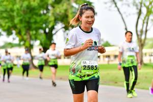 BIB: 2585
                            <button type="button" onclick="openModal(3720869)" class="btn btn-primary btn-sm float-right btn-popup" data-toggle="modal" data-target=".modal-high-quality">
                        <i class="fas fa-shopping-cart"></i> Add to Cart
                    </button>
                                            <button type="button" onclick="isThisMe(3720869, true)" class="btn btn-success btn-sm float-right btn-popup btn-isme hidden" data-toggle="tooltip" data-placement="bottom" title="นี่คือรูปของคุณใช่ไหม คลิกที่นี่เพื่อเอาเข้าอัลบั้ม">
                        <i class="fas fa-plus"></i> Add to album
                    </button>
                    <button type="button" onclick="isThisMe(3720869, false)" class="btn btn-warning btn-sm float-right btn-popup btn-isnotme hidden">
                        <i class="fas fa-ban"></i> Remove from album
                    </button>