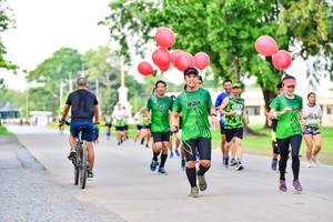 BIB: 
                            <button type="button" onclick="openModal(3718010)" class="btn btn-primary btn-sm float-right btn-popup" data-toggle="modal" data-target=".modal-high-quality">
                        <i class="fas fa-shopping-cart"></i> Add to Cart
                    </button>
                                            <button type="button" onclick="isThisMe(3718010, true)" class="btn btn-success btn-sm float-right btn-popup btn-isme hidden" data-toggle="tooltip" data-placement="bottom" title="นี่คือรูปของคุณใช่ไหม คลิกที่นี่เพื่อเอาเข้าอัลบั้ม">
                        <i class="fas fa-plus"></i> Add to album
                    </button>
                    <button type="button" onclick="isThisMe(3718010, false)" class="btn btn-warning btn-sm float-right btn-popup btn-isnotme hidden">
                        <i class="fas fa-ban"></i> Remove from album
                    </button>