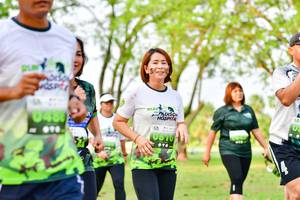 BIB: 
                            <button type="button" onclick="openModal(3720329)" class="btn btn-primary btn-sm float-right btn-popup" data-toggle="modal" data-target=".modal-high-quality">
                        <i class="fas fa-shopping-cart"></i> Add to Cart
                    </button>
                                            <button type="button" onclick="isThisMe(3720329, true)" class="btn btn-success btn-sm float-right btn-popup btn-isme hidden" data-toggle="tooltip" data-placement="bottom" title="นี่คือรูปของคุณใช่ไหม คลิกที่นี่เพื่อเอาเข้าอัลบั้ม">
                        <i class="fas fa-plus"></i> Add to album
                    </button>
                    <button type="button" onclick="isThisMe(3720329, false)" class="btn btn-warning btn-sm float-right btn-popup btn-isnotme hidden">
                        <i class="fas fa-ban"></i> Remove from album
                    </button>