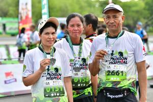 BIB: 2661, 0151
                            <button type="button" onclick="openModal(3722659)" class="btn btn-primary btn-sm float-right btn-popup" data-toggle="modal" data-target=".modal-high-quality">
                        <i class="fas fa-shopping-cart"></i> Add to Cart
                    </button>
                                            <button type="button" onclick="isThisMe(3722659, true)" class="btn btn-success btn-sm float-right btn-popup btn-isme hidden" data-toggle="tooltip" data-placement="bottom" title="นี่คือรูปของคุณใช่ไหม คลิกที่นี่เพื่อเอาเข้าอัลบั้ม">
                        <i class="fas fa-plus"></i> Add to album
                    </button>
                    <button type="button" onclick="isThisMe(3722659, false)" class="btn btn-warning btn-sm float-right btn-popup btn-isnotme hidden">
                        <i class="fas fa-ban"></i> Remove from album
                    </button>