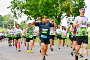 BIB: 2278
                            <button type="button" onclick="openModal(3718601)" class="btn btn-primary btn-sm float-right btn-popup" data-toggle="modal" data-target=".modal-high-quality">
                        <i class="fas fa-shopping-cart"></i> Add to Cart
                    </button>
                                            <button type="button" onclick="isThisMe(3718601, true)" class="btn btn-success btn-sm float-right btn-popup btn-isme hidden" data-toggle="tooltip" data-placement="bottom" title="นี่คือรูปของคุณใช่ไหม คลิกที่นี่เพื่อเอาเข้าอัลบั้ม">
                        <i class="fas fa-plus"></i> Add to album
                    </button>
                    <button type="button" onclick="isThisMe(3718601, false)" class="btn btn-warning btn-sm float-right btn-popup btn-isnotme hidden">
                        <i class="fas fa-ban"></i> Remove from album
                    </button>